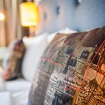 By Ihg 호텔 4*