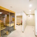 Ξενοδοχείο By Ihg 4*