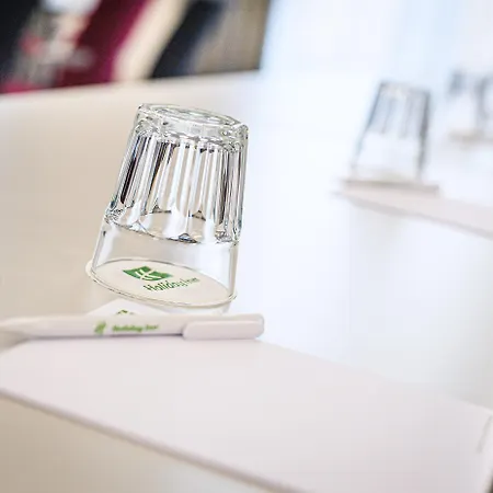 Hotel Lübeck, An Ihg 4*