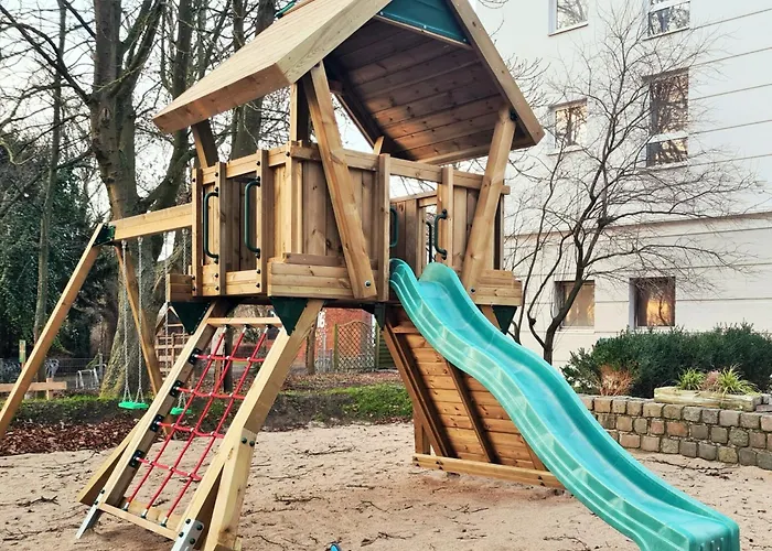 By Ihg 4* Любек