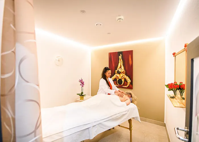 Hotel Lübeck, An Ihg 4*