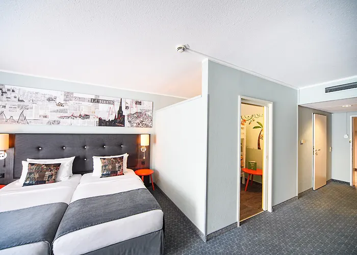 Отель By Ihg Любек