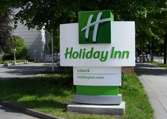 By Ihg Отель Любек